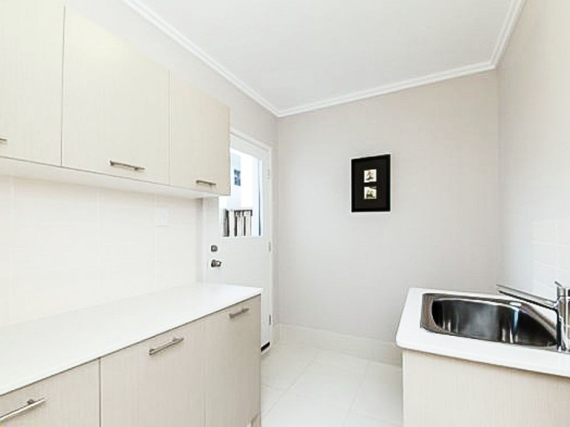 11 Sweep Court, Birtinya QLD 4575