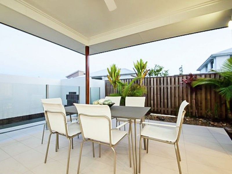 11 Sweep Court, Birtinya QLD 4575