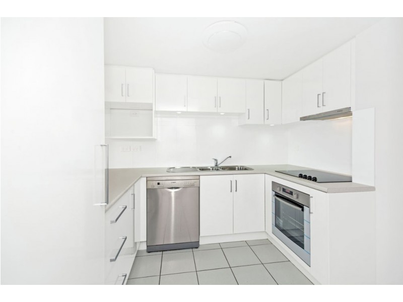 4/62 Albert Street, Kings Beach QLD 4551