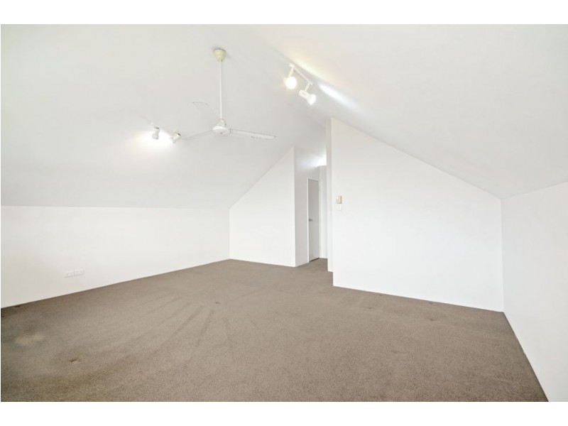 4/62 Albert Street, Kings Beach QLD 4551