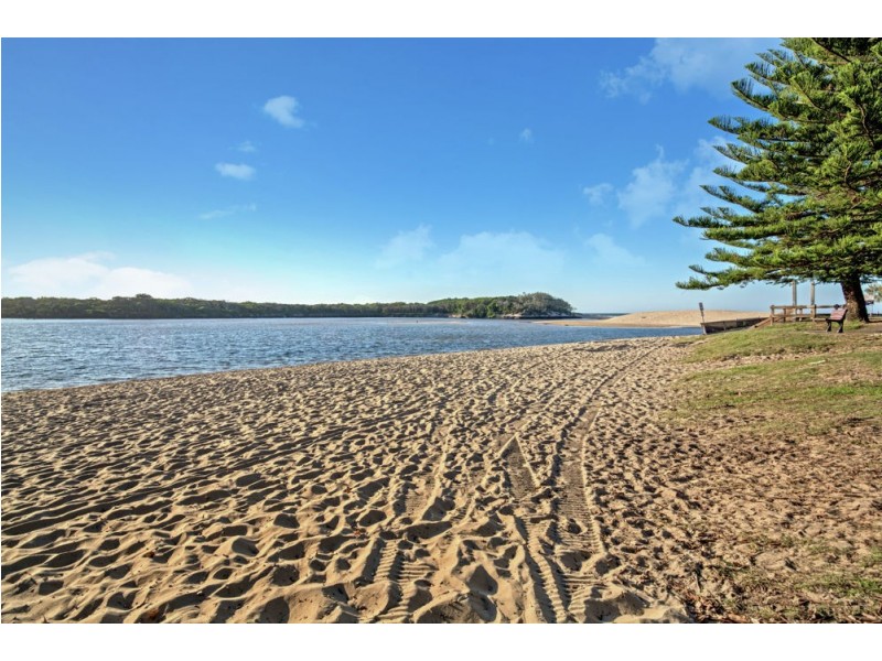 12 Allonga Street, Currimundi QLD 4551