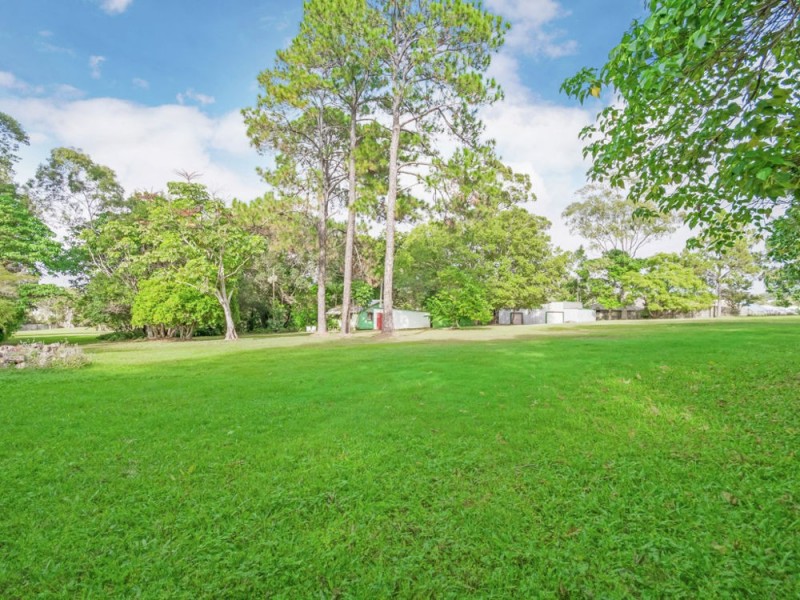 35 Pine Camp Road, Beerwah QLD 4519
