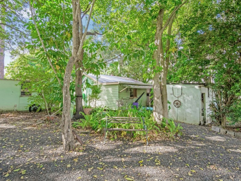 35 Pine Camp Road, Beerwah QLD 4519