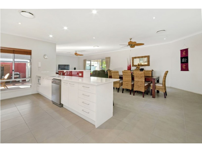 12 Wategos Circuit, Pelican Waters QLD 4551