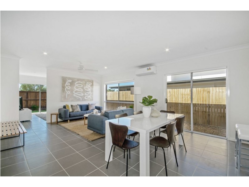 20 Ochre Crescent, Caloundra West QLD 4551