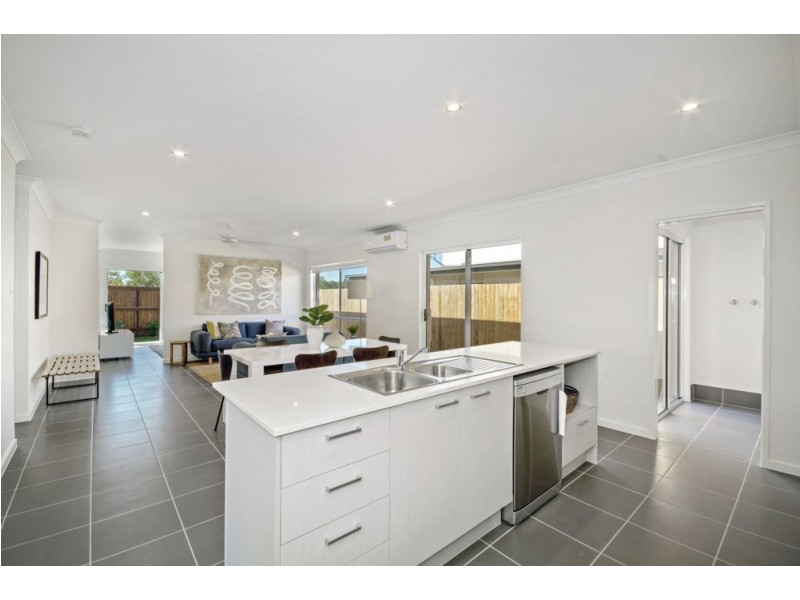 20 Ochre Crescent, Caloundra West QLD 4551