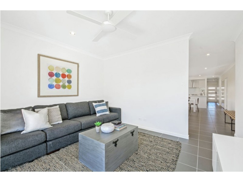 20 Ochre Crescent, Caloundra West QLD 4551