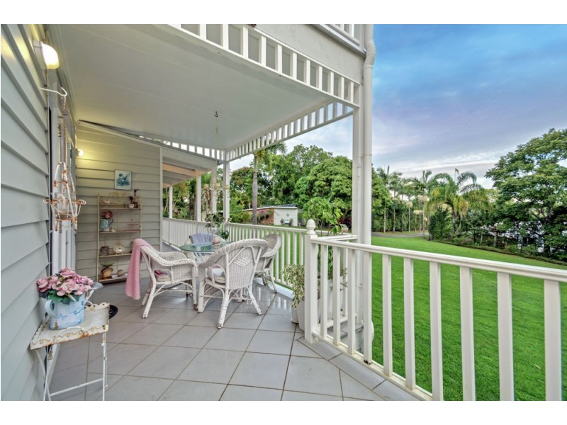 11 Malones Road, Kiels Mountain QLD 4559