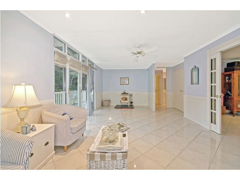 11 Malones Road, Kiels Mountain QLD 4559