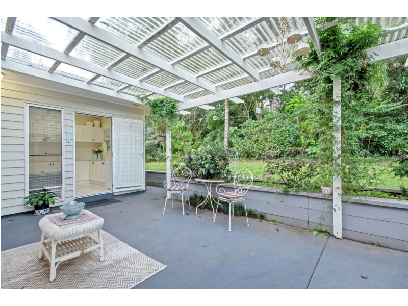 11 Malones Road, Kiels Mountain QLD 4559