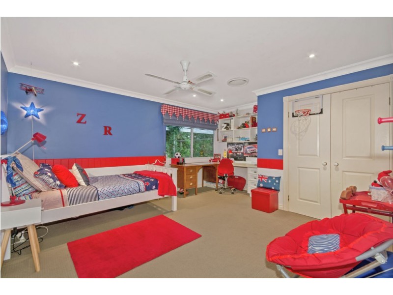 11 Malones Road, Kiels Mountain QLD 4559