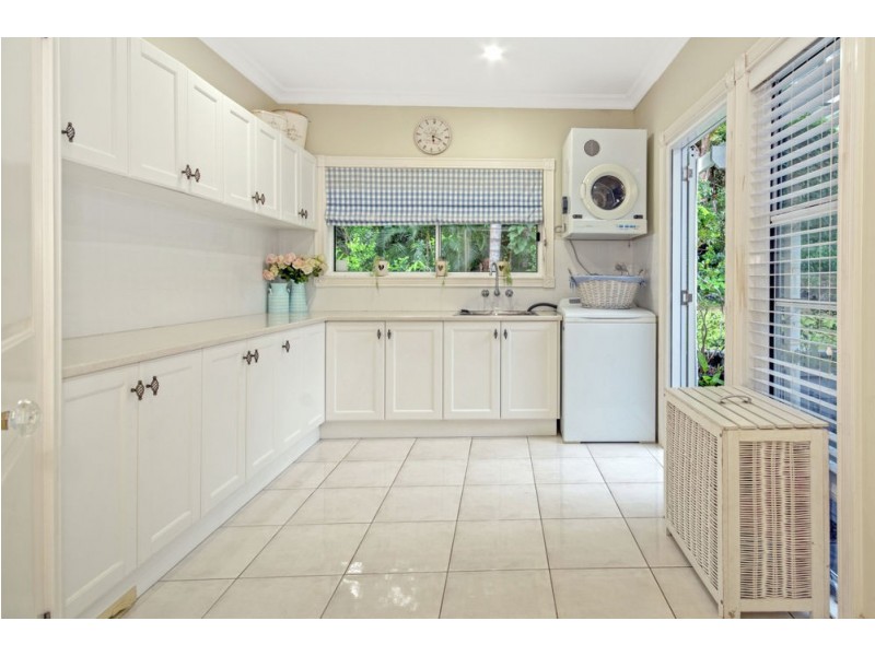 11 Malones Road, Kiels Mountain QLD 4559