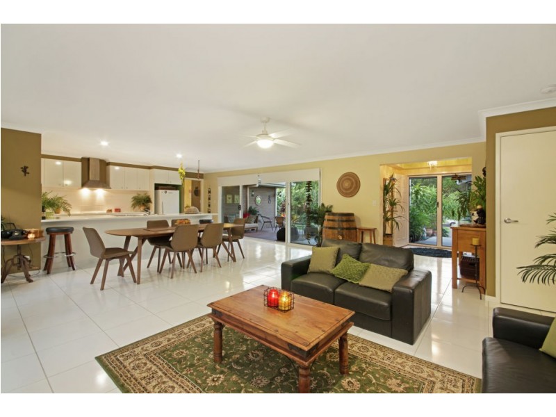 6 Macadam Court, Palmwoods QLD 4555