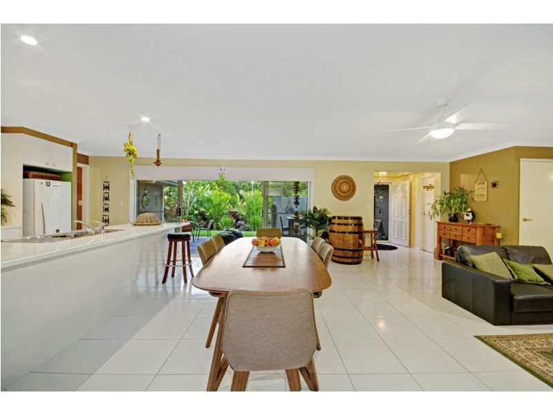 6 Macadam Court, Palmwoods QLD 4555