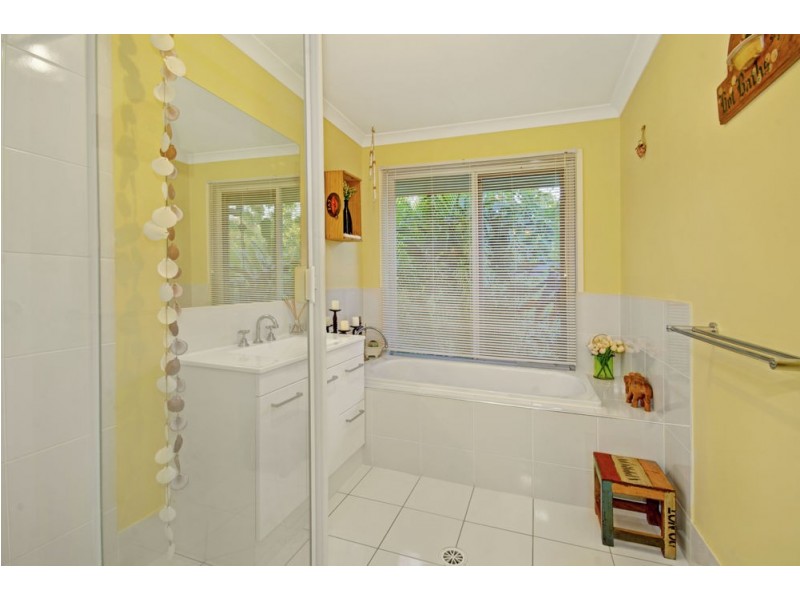 6 Macadam Court, Palmwoods QLD 4555