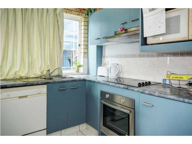 4/19 Mahia Terrace, Kings Beach QLD 4551