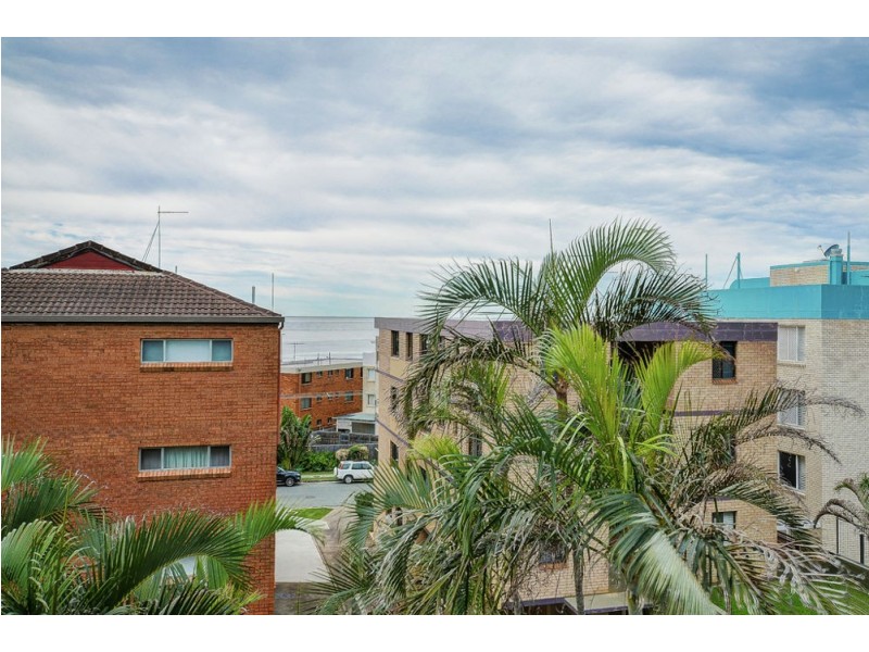 4/19 Mahia Terrace, Kings Beach QLD 4551