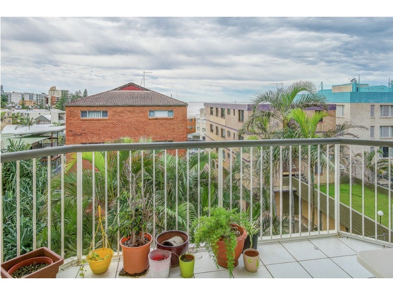 4/19 Mahia Terrace, Kings Beach QLD 4551