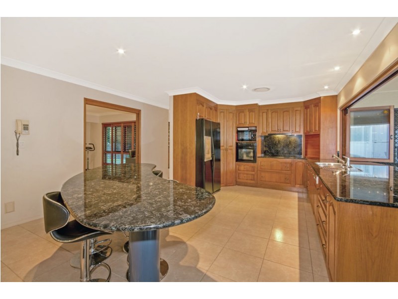 97 Parsons Road, Forest Glen QLD 4556