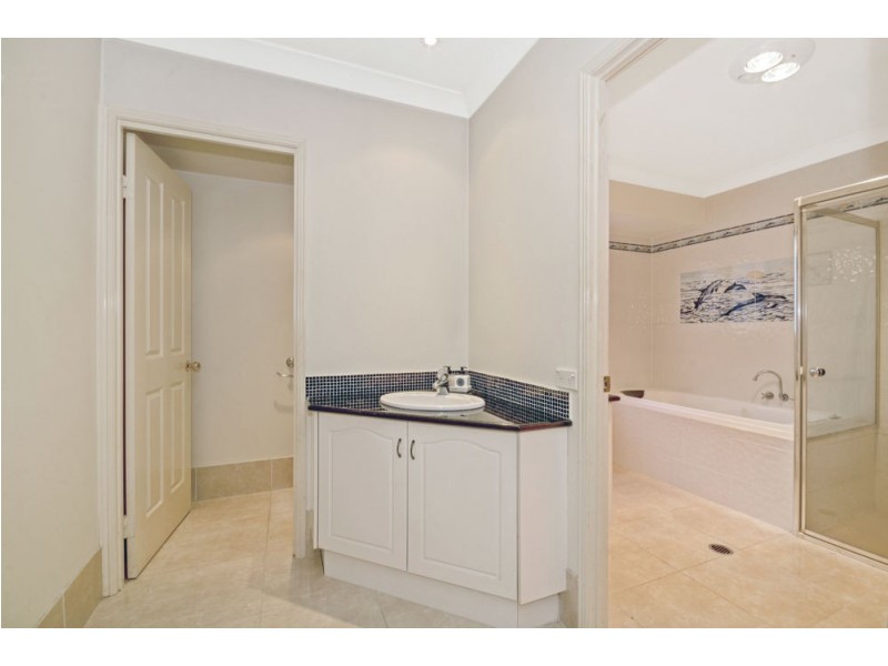 97 Parsons Road, Forest Glen QLD 4556