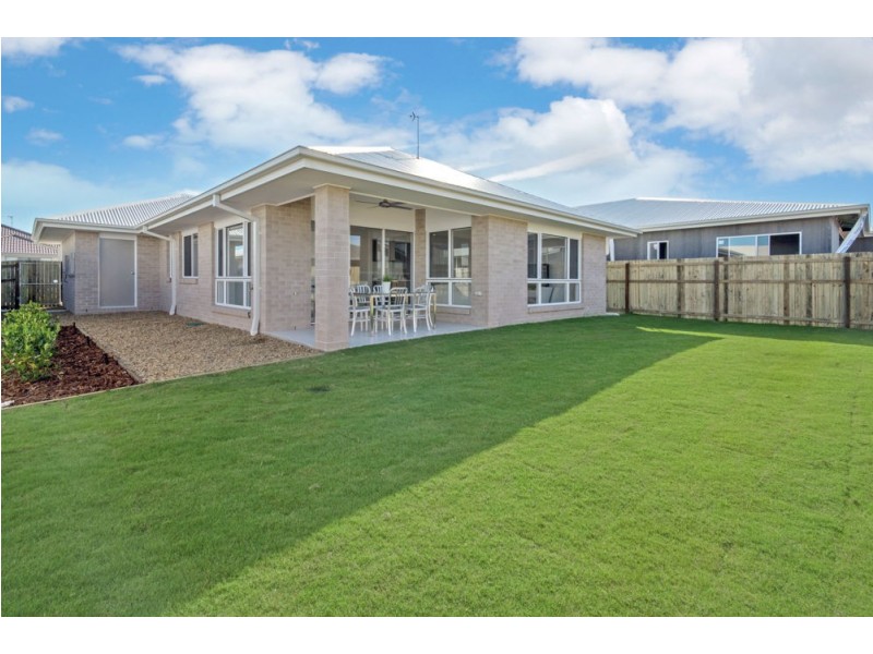 17 Ochre Crescent, Caloundra West QLD 4551
