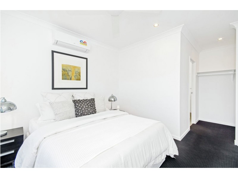 17 Ochre Crescent, Caloundra West QLD 4551