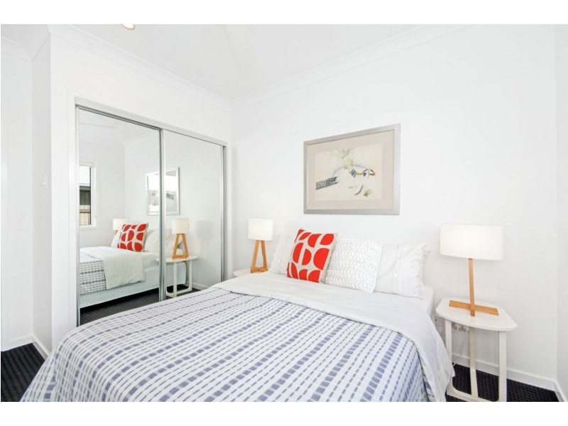 17 Ochre Crescent, Caloundra West QLD 4551