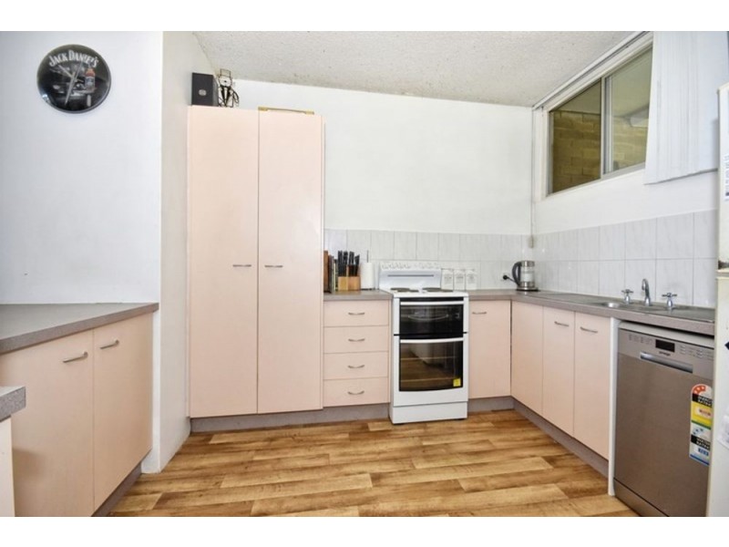 4/12 Queen Street, Kings Beach QLD 4551