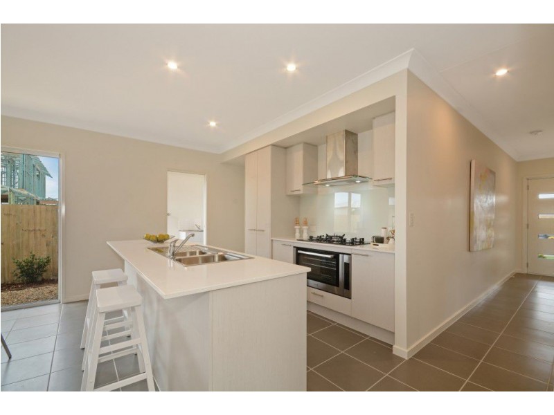 43 Amber Drive, Caloundra West QLD 4551