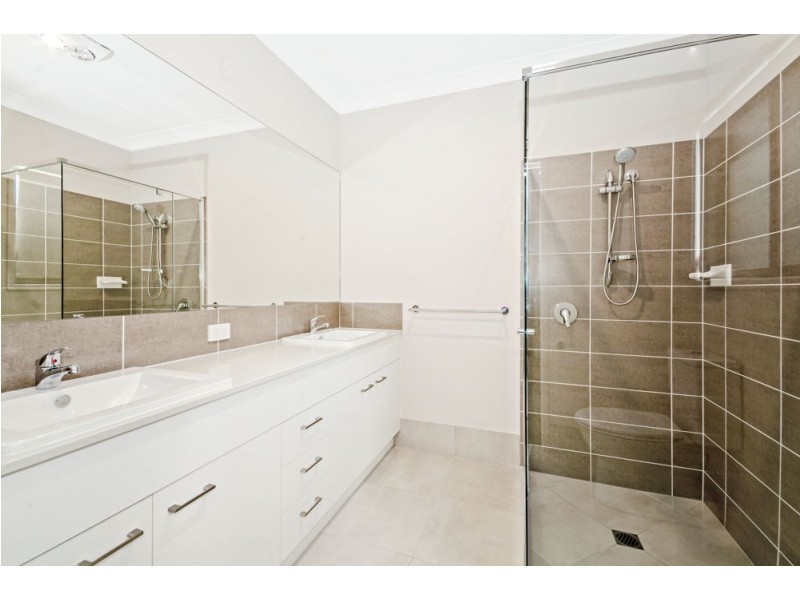 31 Olive Circuit, Caloundra West QLD 4551