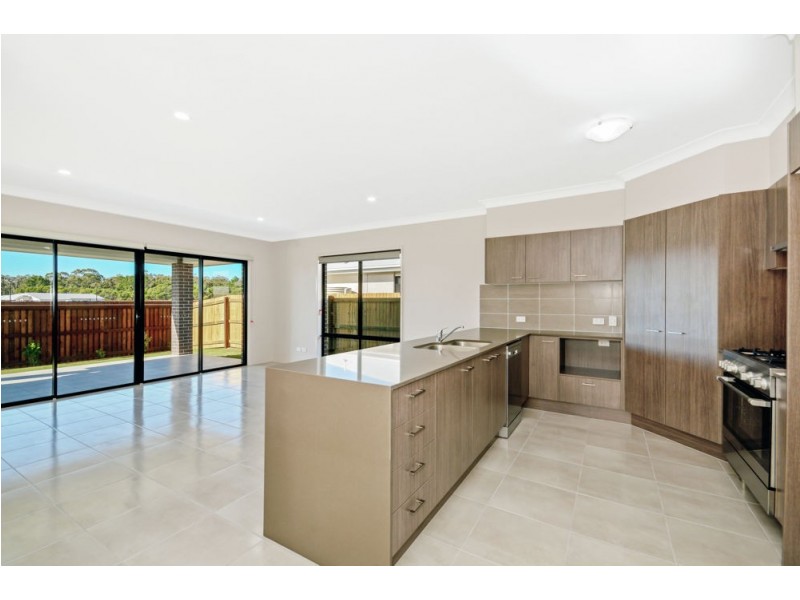 31 Olive Circuit, Caloundra West QLD 4551