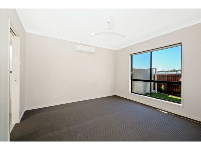 31 Olive Circuit, Caloundra West QLD 4551