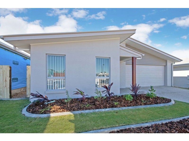 29 Pearl Crescent, Caloundra West QLD 4551