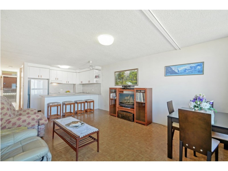 6/41 Moreton Parade, Kings Beach QLD 4551