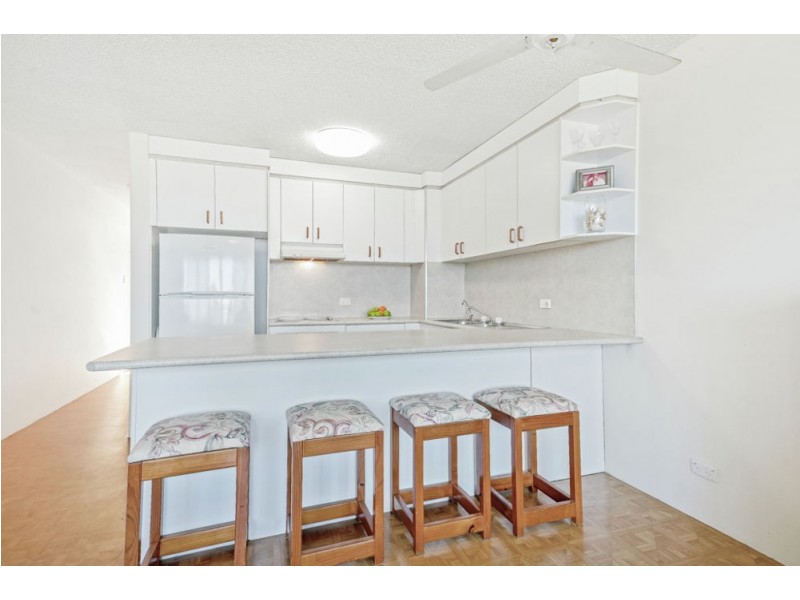 6/41 Moreton Parade, Kings Beach QLD 4551