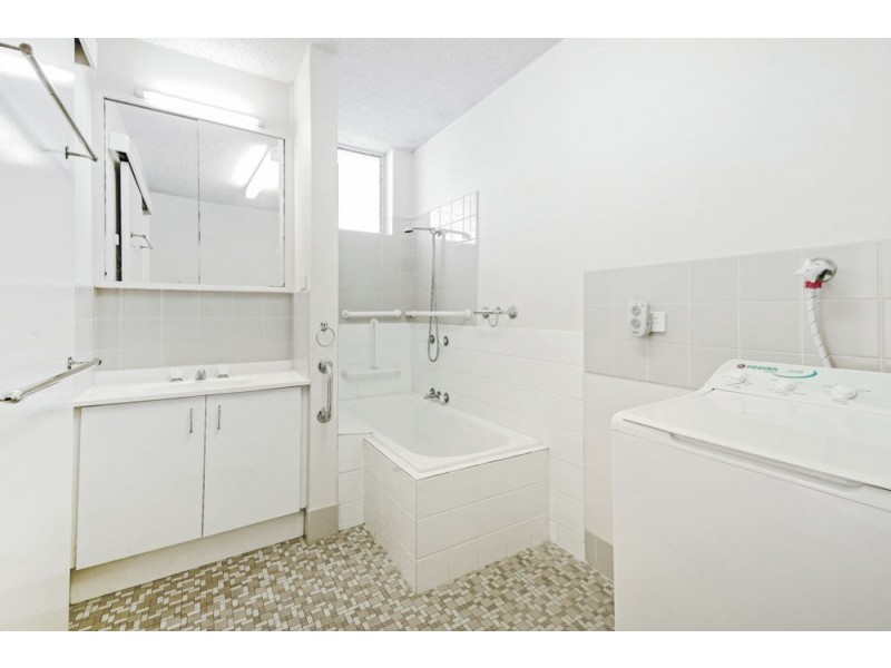 6/41 Moreton Parade, Kings Beach QLD 4551