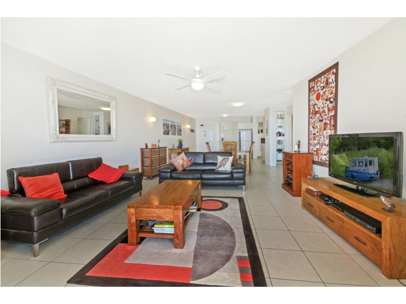 25/49 Landsborough Parade, Golden Beach QLD 4551