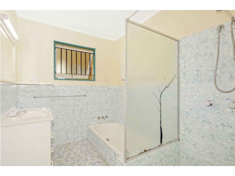 30 Saltair Street, Kings Beach QLD 4551