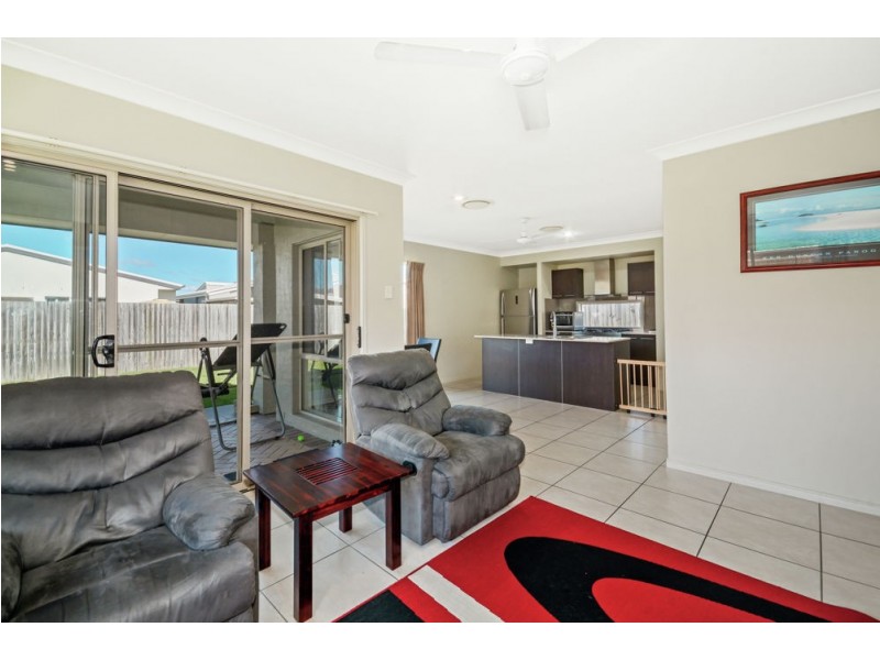 31 Gippsland Place, Caloundra West QLD 4551