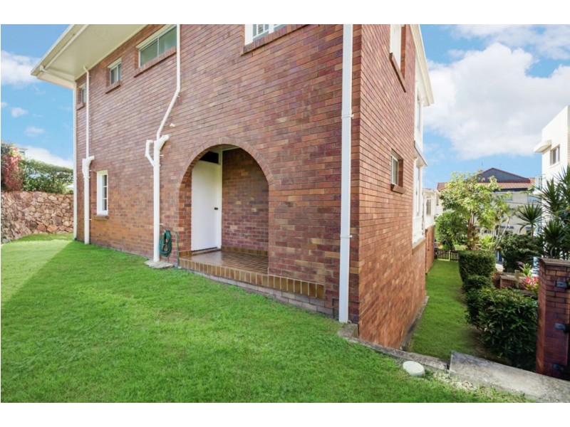 28 Saltair Street, Kings Beach QLD 4551
