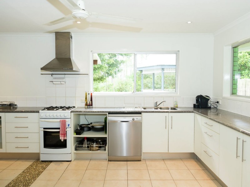21 New Street, Woombye QLD 4559