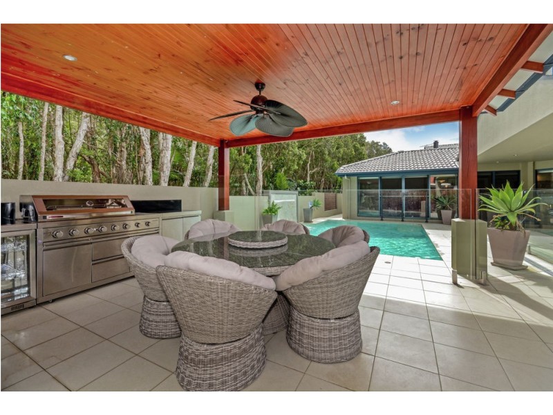 130 Goonawarra Drive, Mooloolaba QLD 4557