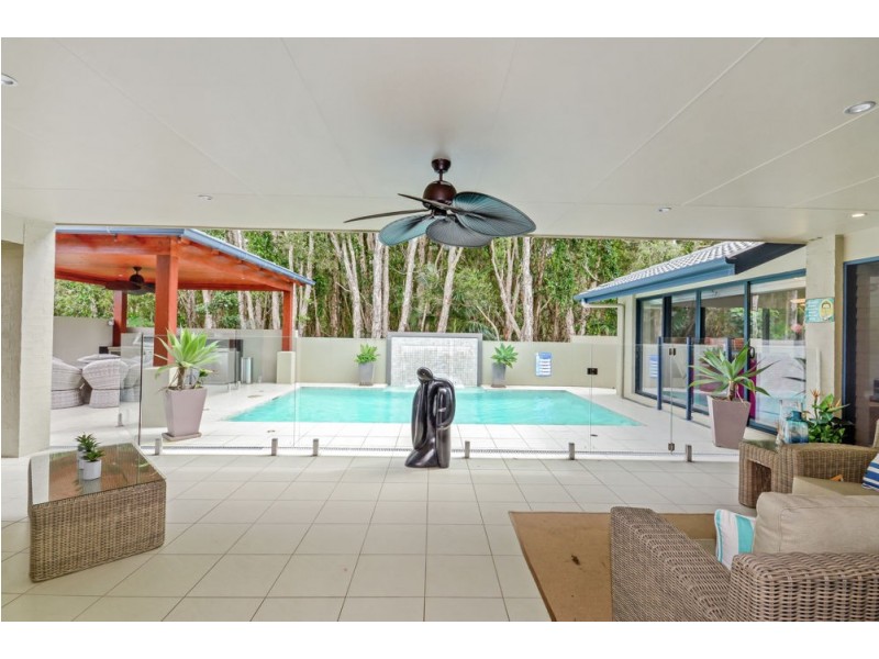 130 Goonawarra Drive, Mooloolaba QLD 4557