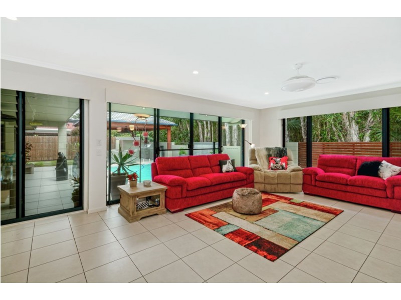 130 Goonawarra Drive, Mooloolaba QLD 4557