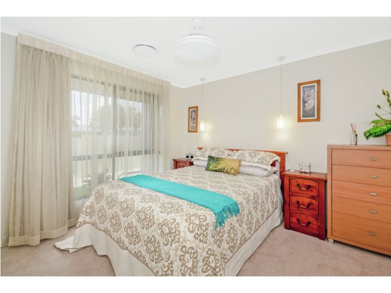 130 Goonawarra Drive, Mooloolaba QLD 4557