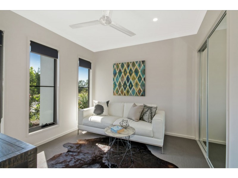 4 Turquoise Place, Caloundra West QLD 4551