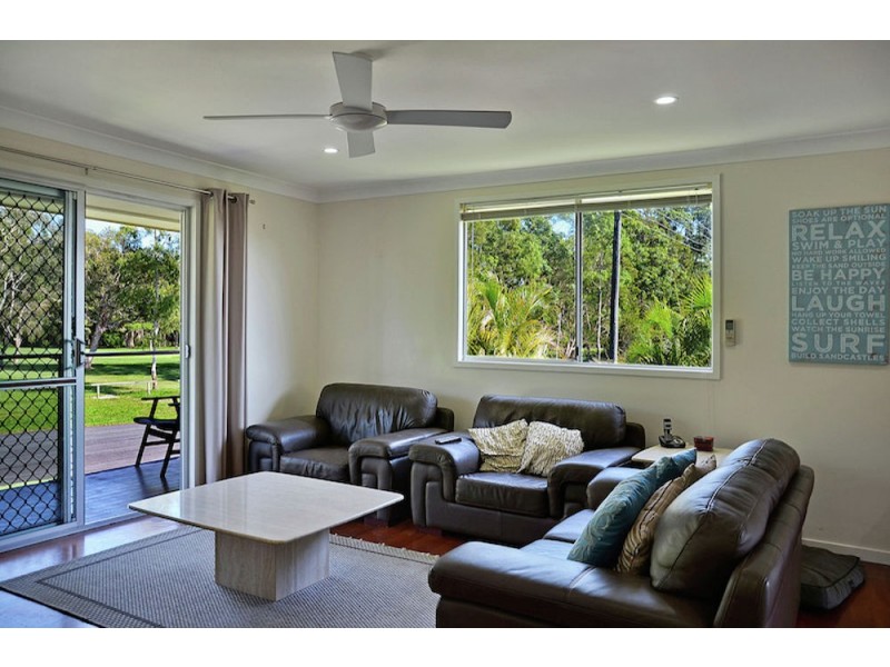 17 Hankinson Street, Golden Beach QLD 4551