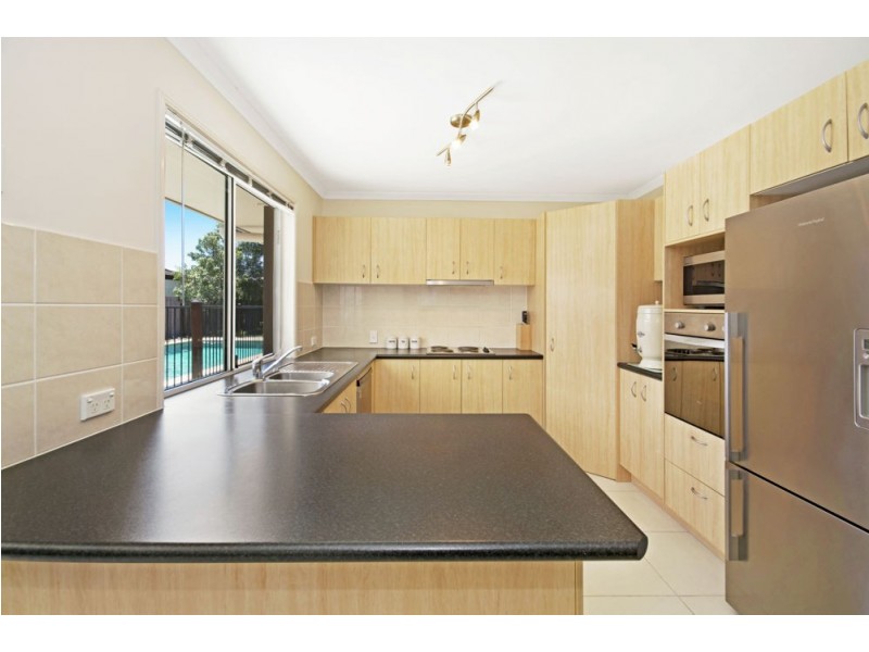 7 Kamala Place, Meridan Plains QLD 4551