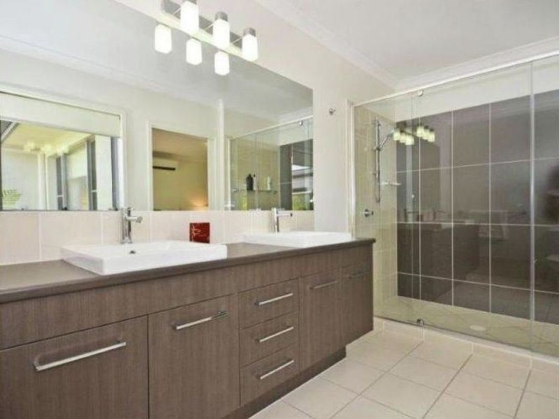 31 Marmont Street, Pelican Waters QLD 4551