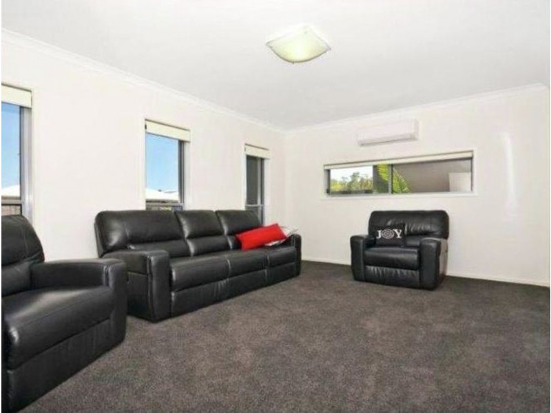 31 Marmont Street, Pelican Waters QLD 4551